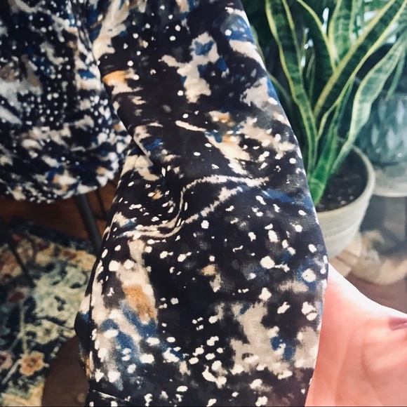 CAbi starry night chiffon Popover blouse - Picture 4 of 8